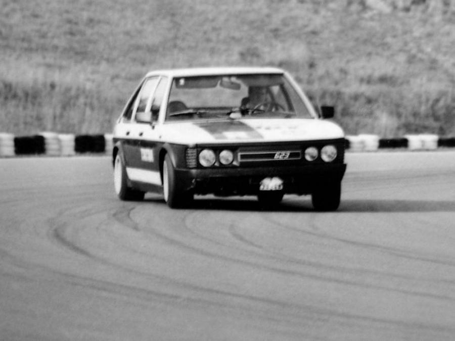  Tatra 623 GTH Safety Car 1992 года  (фото 4 из 6)